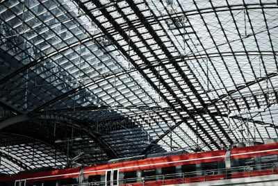 Quand faut-il remplacer sa toiture et quels signes doivent alerter ?
